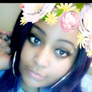 Meet your Posher, Coresha